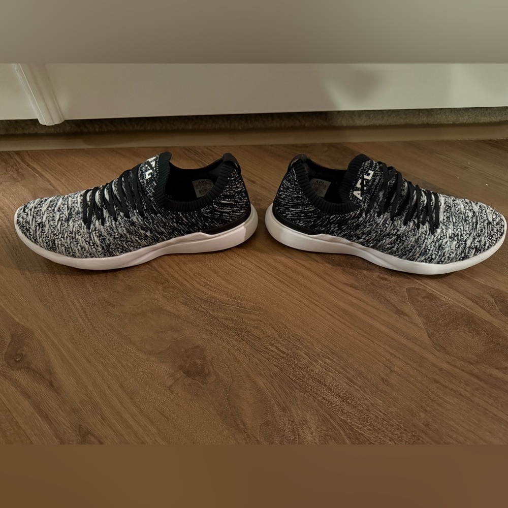 APL TechLoom Wave Sneakers - Picture 6 of 8